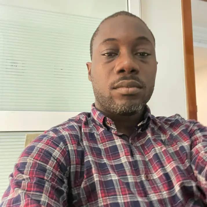 Paul André – Fondateur de l'agence web CreaplusWeb à Abidjan